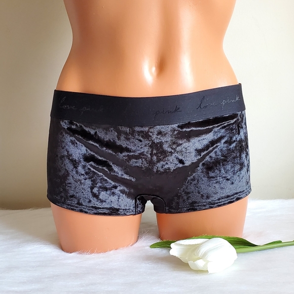 PINK Victoria's Secret Other - PINK VICTORIA'S SECRET VELVET PANTY SIZE M 💖